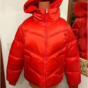 Women’s UGG water, resistant puffer, jacket, size large
